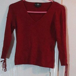Red Knit V-Neck Sweater L
